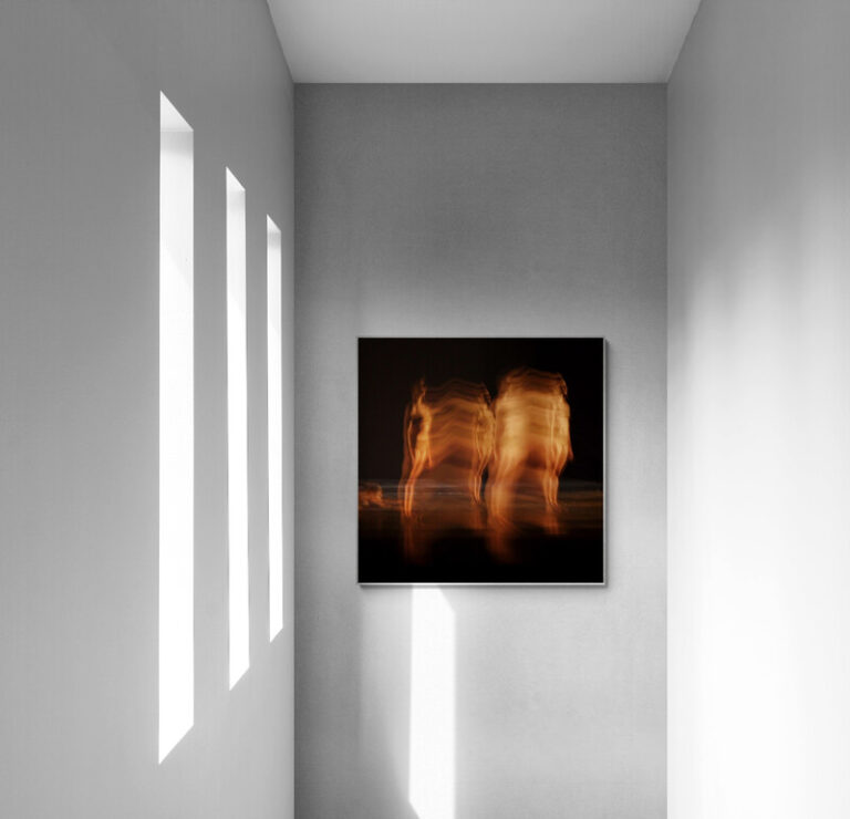 Natural_light_illuminating_hallway_wall